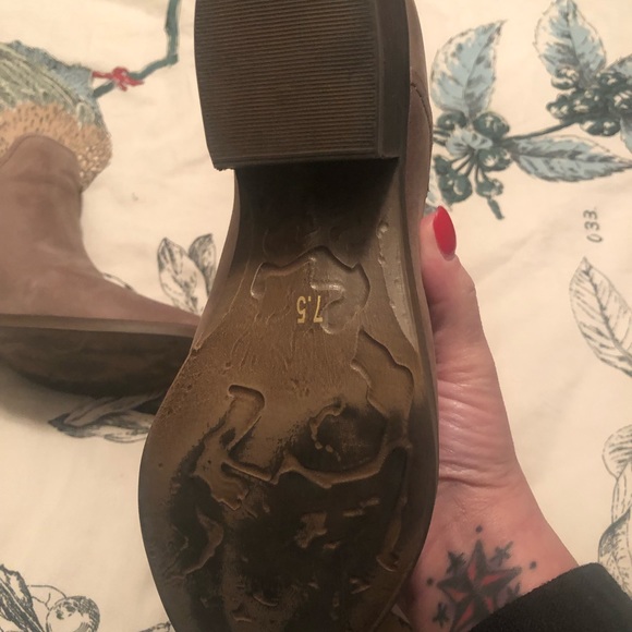 Booties - Picture 5 of 5